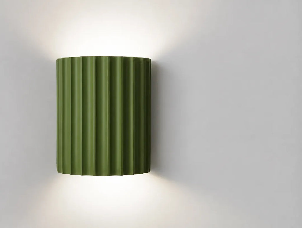 Riluma - Geriffelte Wandleuchte Auf-Ab Beleuchtet - Grün