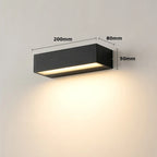 Wasserfeste LED-Außenwandlampe mit langem Gehäuse und Lichtaustritt nach unten