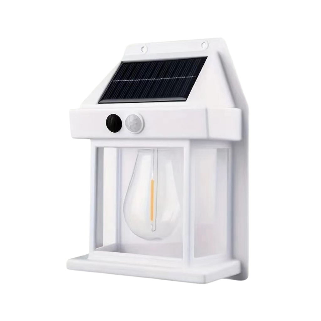Solar-Wandleuchte im Laternen-Design mit Solarpanel und Bewegungssensor an einer Wand