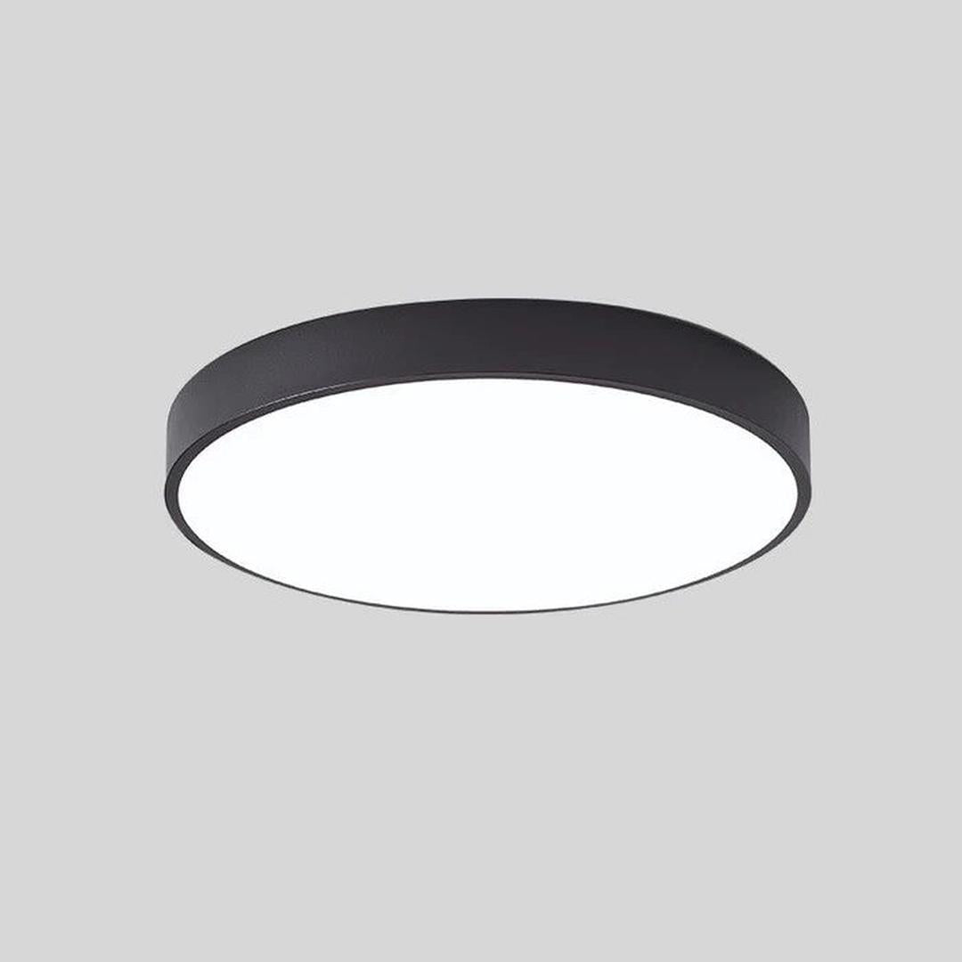 Runde LED-Deckenleuchte mit flachem Rahmen und großer Lichtfläche