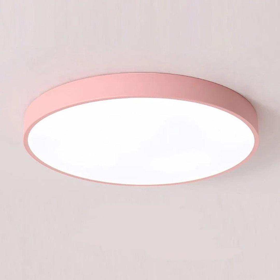 Runde LED-Deckenleuchte mit flachem Rahmen und großer Lichtfläche